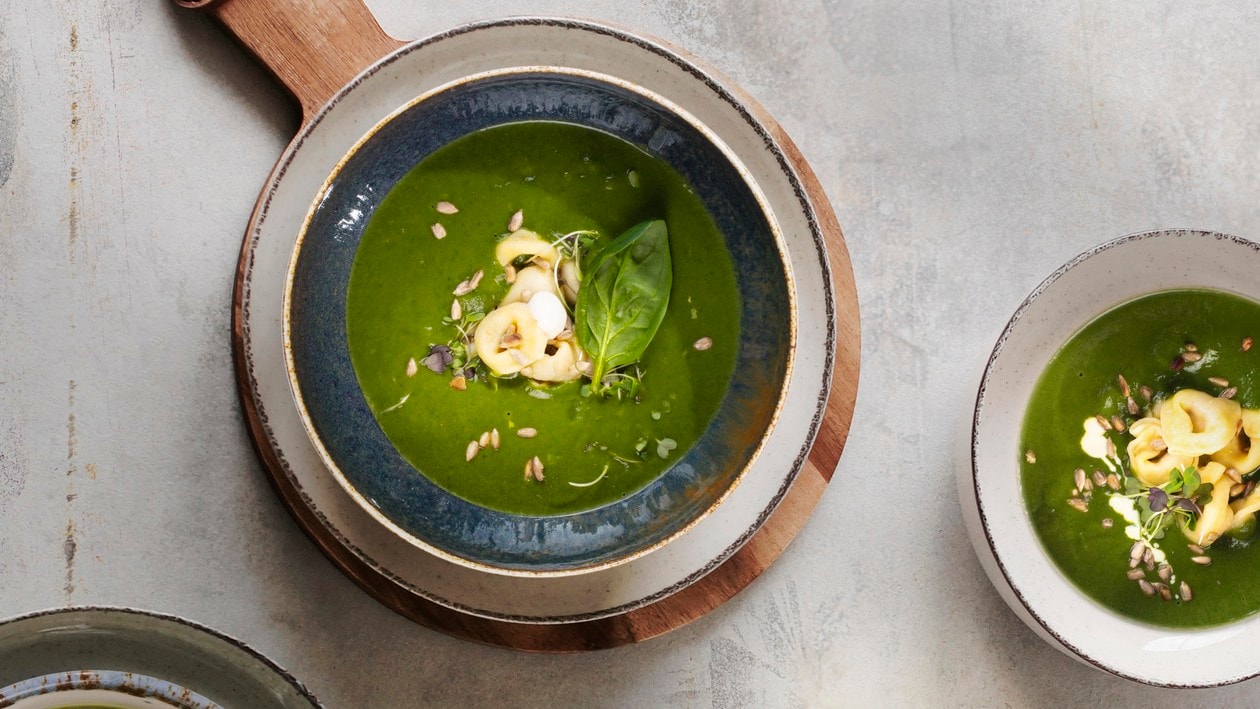 Krem ze szpinaku/ tortellini serowe